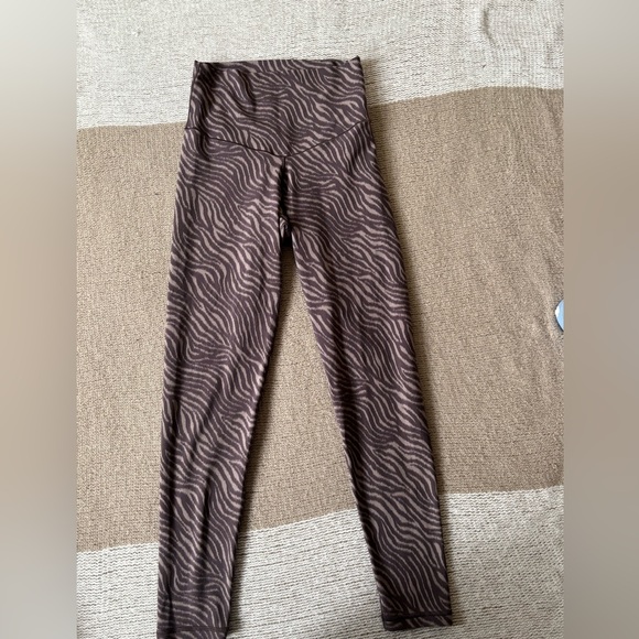 aerie Pants - Offline by Aerie Real Me Zebra Patterned Leggings in Brown and Cream